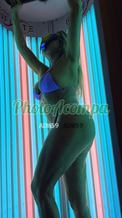 Sol, mulher que faz massagens eróticas em São José dos Campos