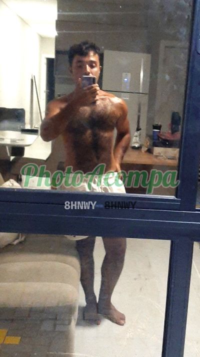 Henrico Pena, garoto de programa em Palhoça