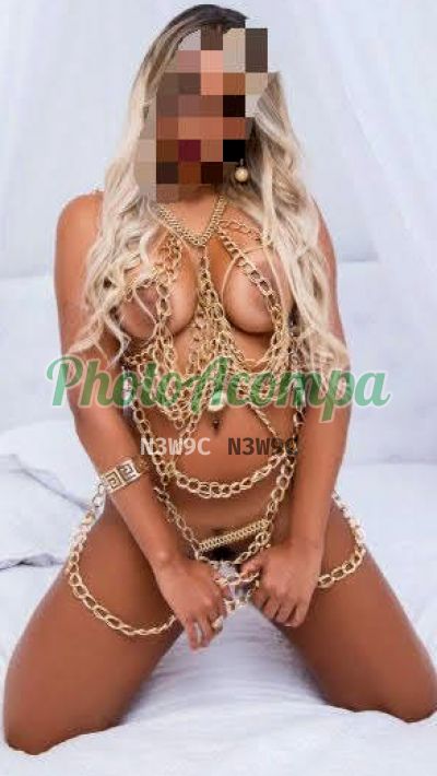 Júlia, garota de programa em Duque de Caxias