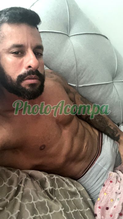 Marcelo Queiroz, garoto de programa em São Paulo