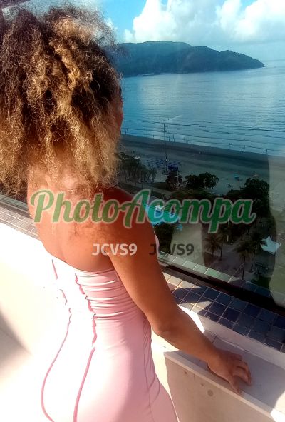 Rhayna, travesti em Santos
