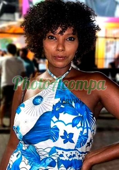 Jhu Sampaio, mulher que faz massagens eróticas em Feira de Santana