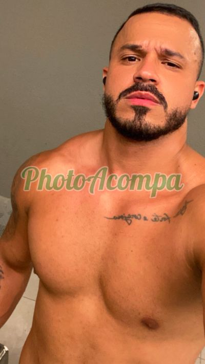 Jonas Martins (21) 99725-8931, Garoto de programa no Flamengo (RJ)