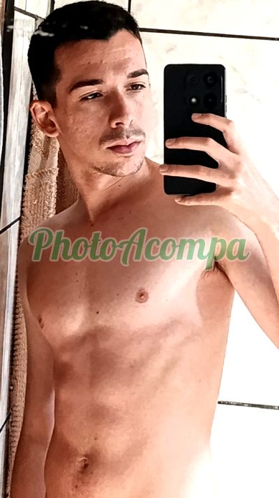 Júnior (62) 98213-2266, Garoto de programa em Anápolis