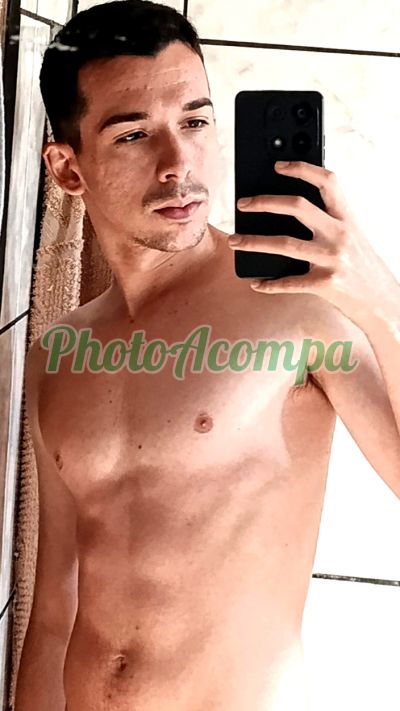 Júnior (62) 98213-2266, Garoto de programa em Anápolis