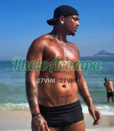 Victor Santos (21) 99344-4753, garoto de programa em Jacarepaguá (RJ)