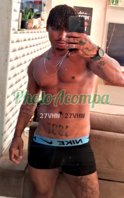 Victor Santos (21) 99344-4753, garoto de programa em Jacarepaguá (RJ)