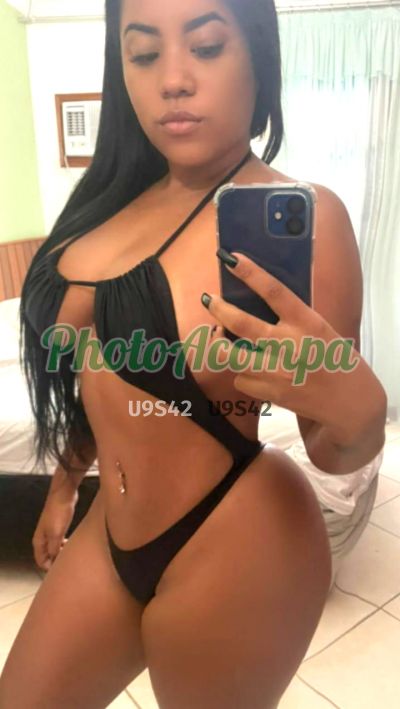 Júlia Foster (22) 99214-2026, acompanhante em Macaé