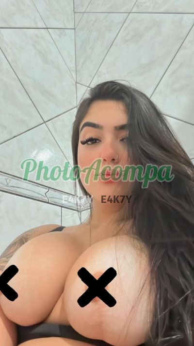 Mel Hot, mulher que faz videochamadas e sexting