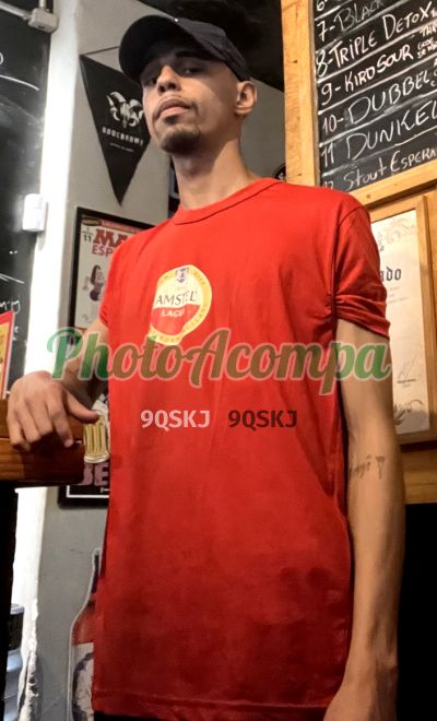 Felipe Arthur, garoto de programa no Centro (RJ)
