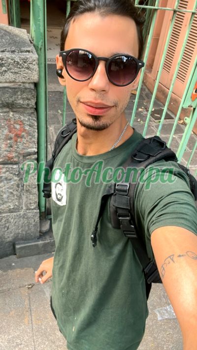 Felipe Arthur, garoto de programa no Centro (RJ)