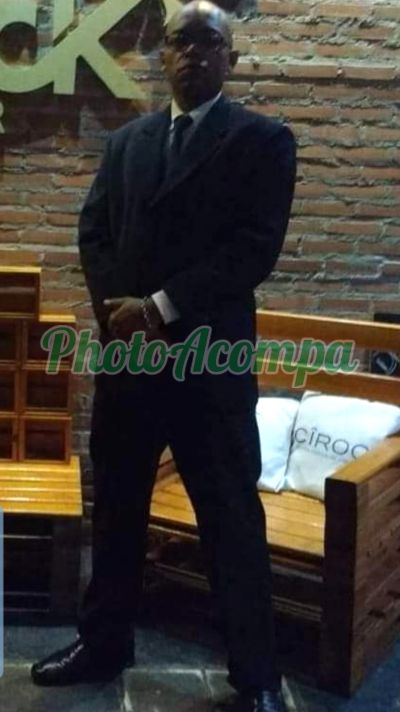 Pedro Pereira de Souza Jr (43) 99908-6771, Garoto de programa em Londrina