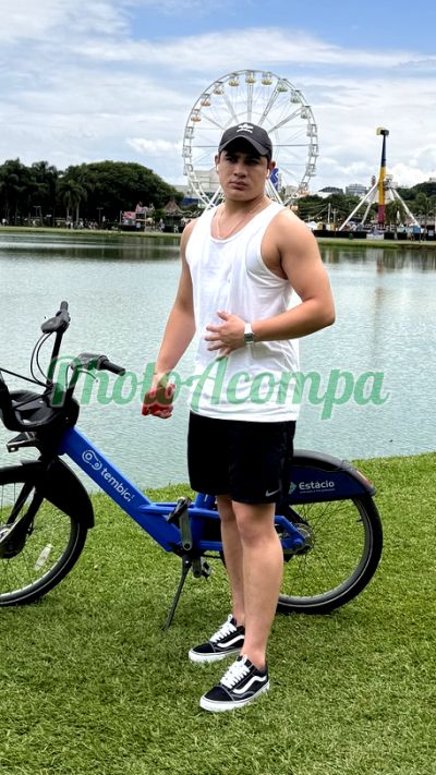 Felipe, Garoto de programa em Curitiba