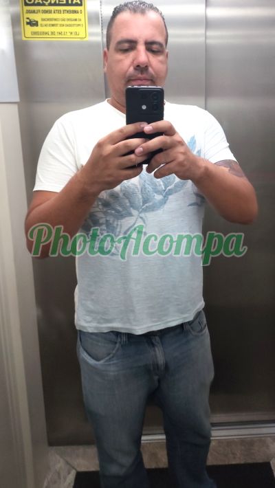 Thiago, homem que faz massagens eróticas em São Paulo