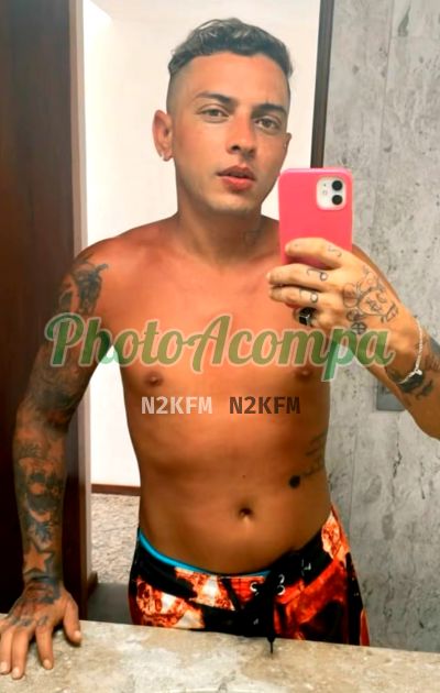 Phelipe, garoto de programa em São Paulo