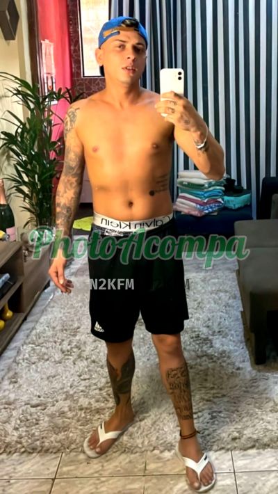 Phelipe, garoto de programa em São Paulo