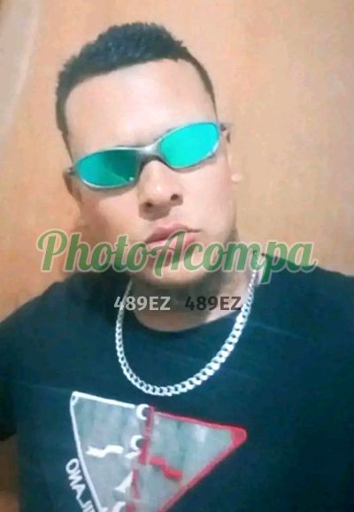 Igor Guilherme, garoto de programa em Colombo