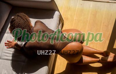 Aline Motta, mulher que faz videochamadas e sexting