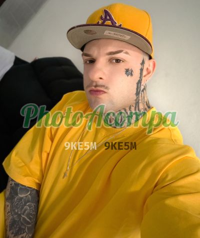 Gustavo, garoto de programa na Consolação (SP)