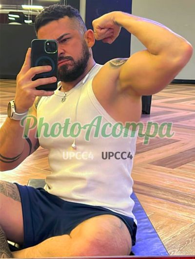 Erick Massoterapeuta, homem que faz massagens eróticas em Santana (SP)