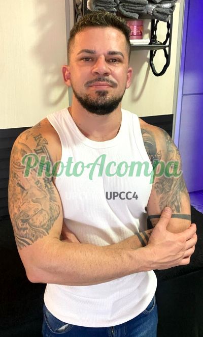 Erick Massoterapeuta, homem que faz massagens eróticas em Santana (SP)