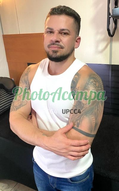Erick Massoterapeuta, homem que faz massagens eróticas em Santana (SP)