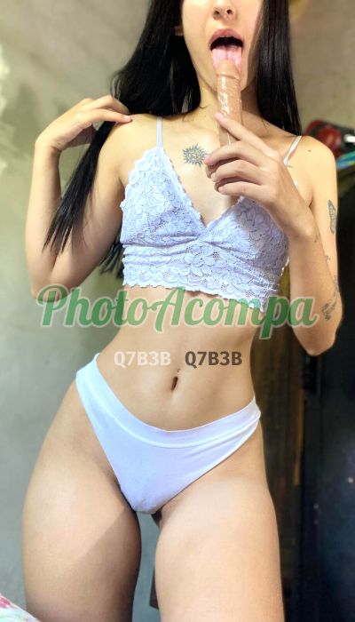 Isabella, mulher que faz videochamadas e sexting