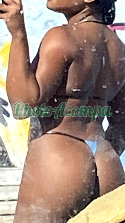 Vitória (81) 99902-7952, Escort em Gravatá