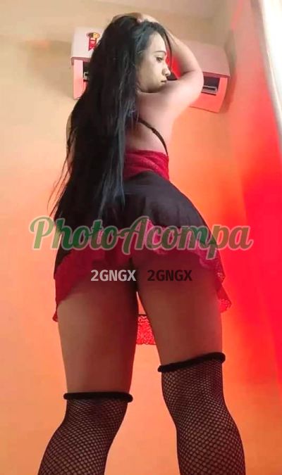 Kethelly, travesti que faz videochamadas e sexting