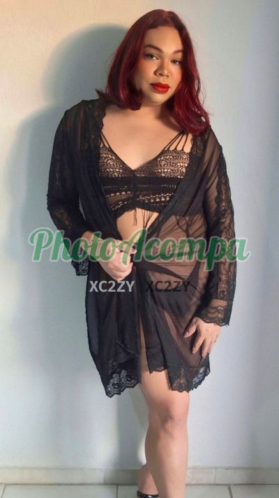 Jully, travesti em Campinas