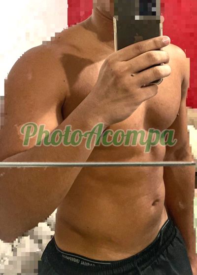 Alex Cipriano (21) 99370-6094, Garoto de programa em Niterói
