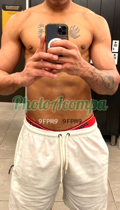Jeferson, garoto de programa em São Paulo