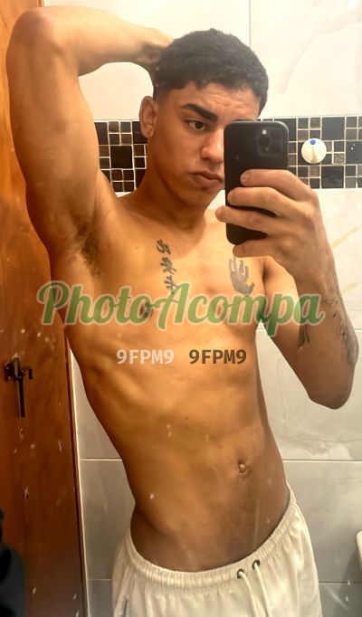 Jeferson, garoto de programa em São Paulo