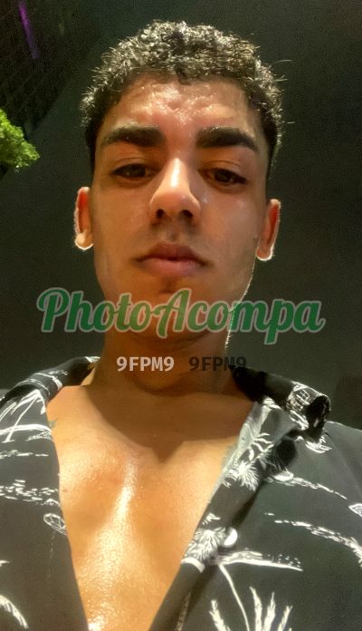 Jeferson, garoto de programa em São Paulo