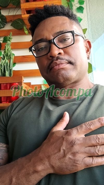 Ailton (11) 99380-6428, Homem que faz massagens eróticas em Mauá (ABC Paulista)