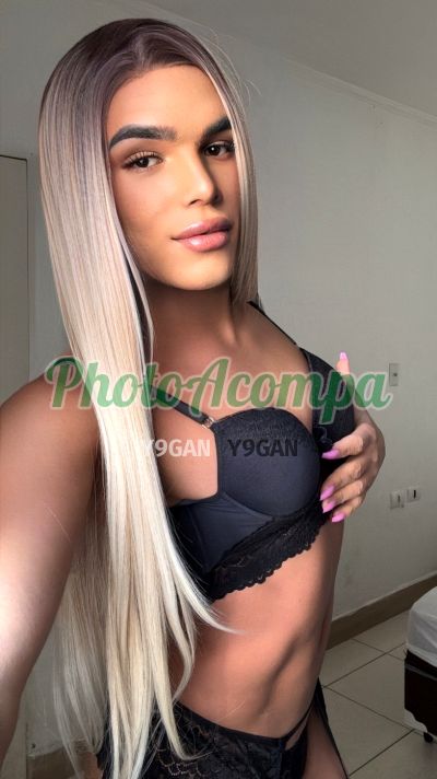 Jhully Rafaela, transex na República (SP)