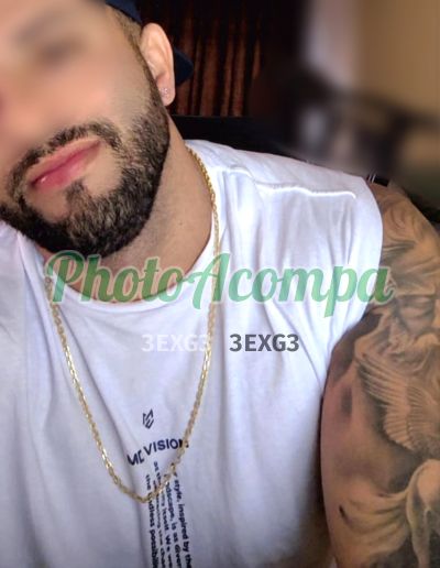 Cristian, garoto de programa em Arinos