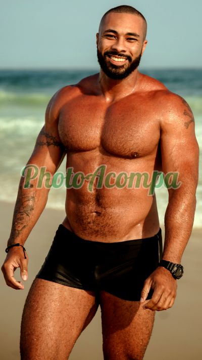 João Vitor (21) 98709-0978, Garoto de programa em Copacabana (RJ)