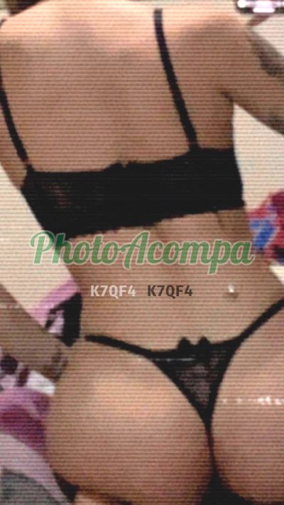 Hotskinny, mulher que faz videochamadas e sexting