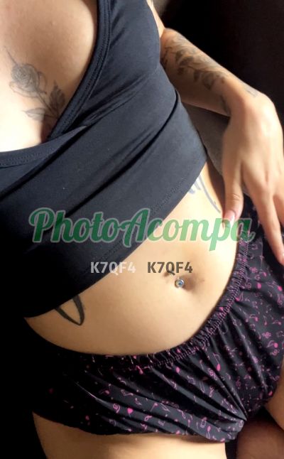 Hotskinny, mulher que faz videochamadas e sexting