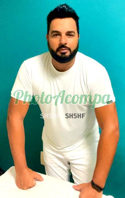 Dário, homem que faz massagens eróticas em Santos