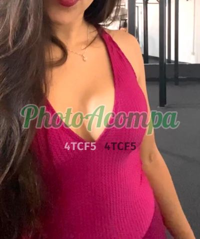 Myla, mulher que faz videochamadas e sexting