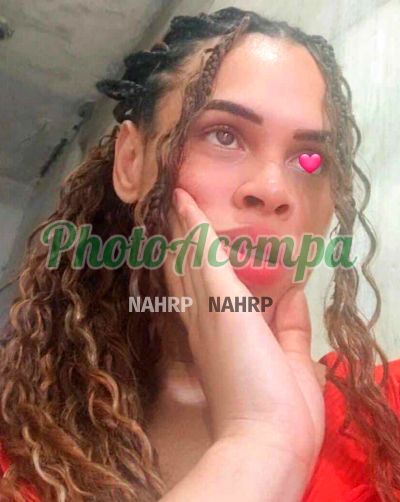 Eloh, travesti em São Vicente