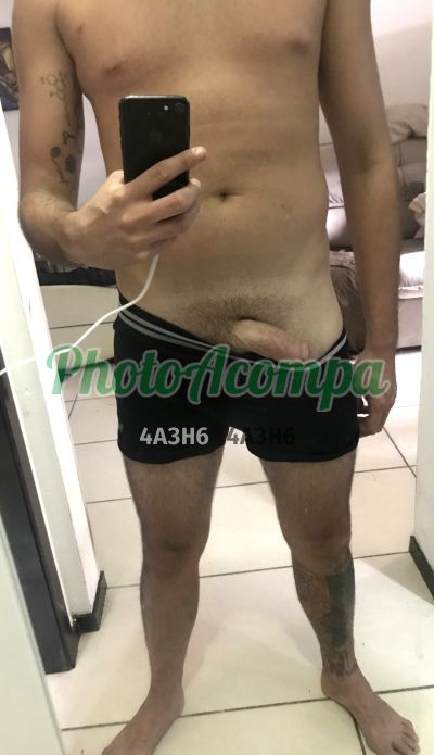 Mick Nogueira, garoto de programa em Joinville