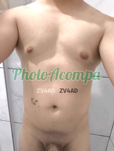 Leo (11) 92102-6799, garoto de programa em Poá
