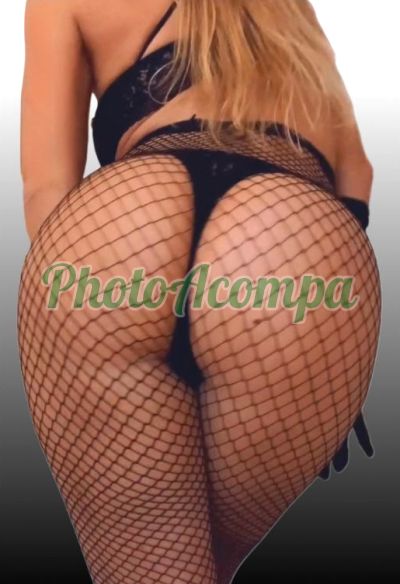 Luna Maria Lanis, mulher que faz videochamadas e sexting