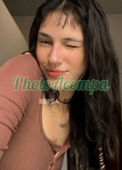 Emanuely, mulher que faz massagens eróticas em Maringá
