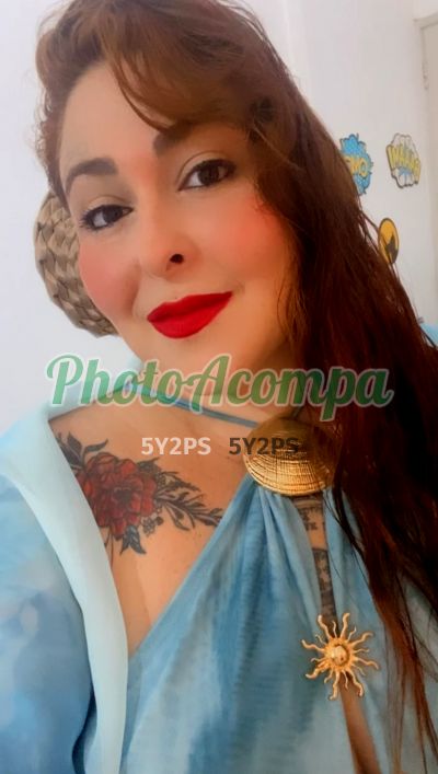 Laura Motta, garota de programa em Copacabana (RJ)