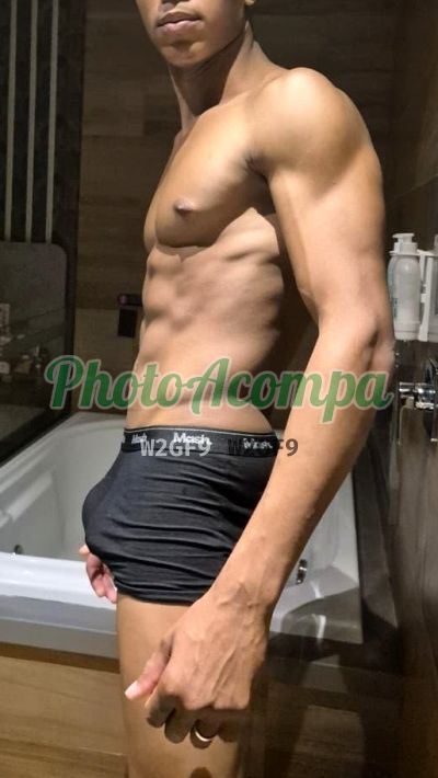 Jhony, garoto de programa em São Paulo