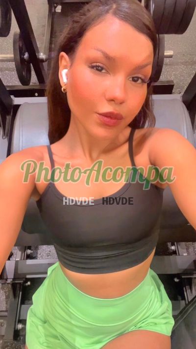 Tayna Galanis, escort em Londrina
